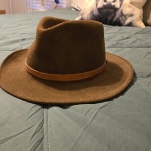 Felt Minnie Tonka Outback Hat with Leather Band